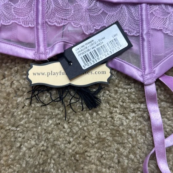 Playful promise - Picture 8 of 11